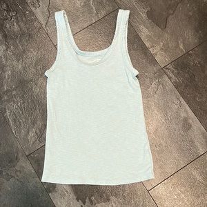 Universal Thread light blue tank